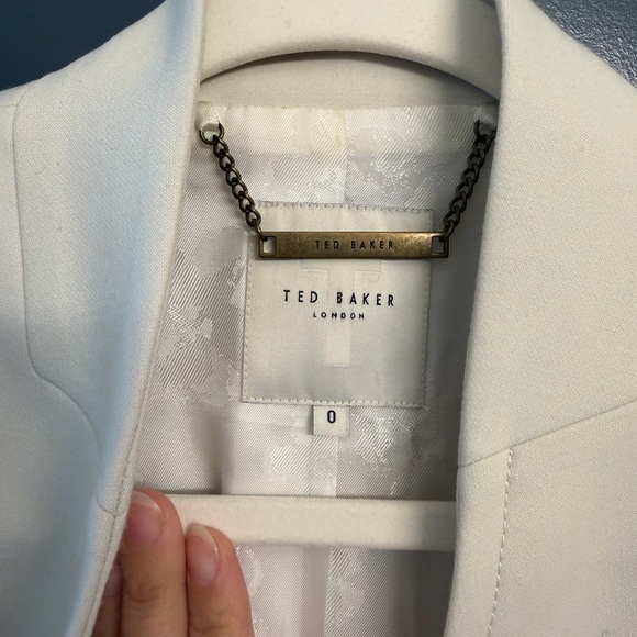 Ted Baker Cream Suit (Blazer and Pant set) - Picture 3 of 14